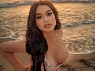KhylieHoliday shows anal