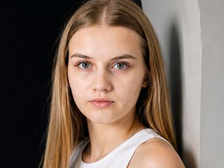 BethanyBruchey real photos