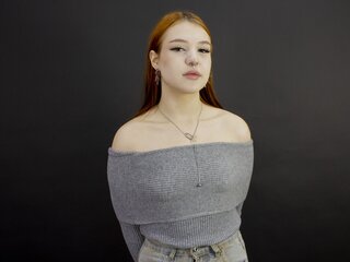 JulieVail amateur adult