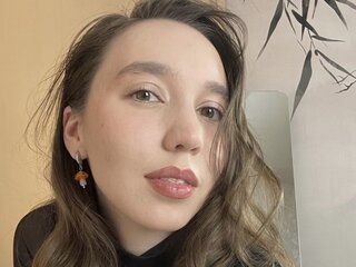 SuzanneVega private online